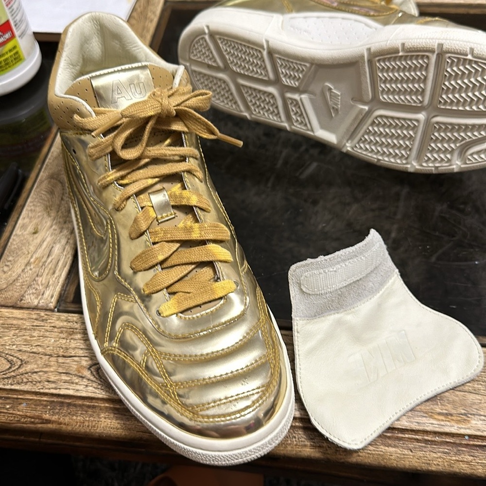 2014 NIKE Tiempo 94 Mid SP Liquid Gold Sneakers - Picture 9 of 9